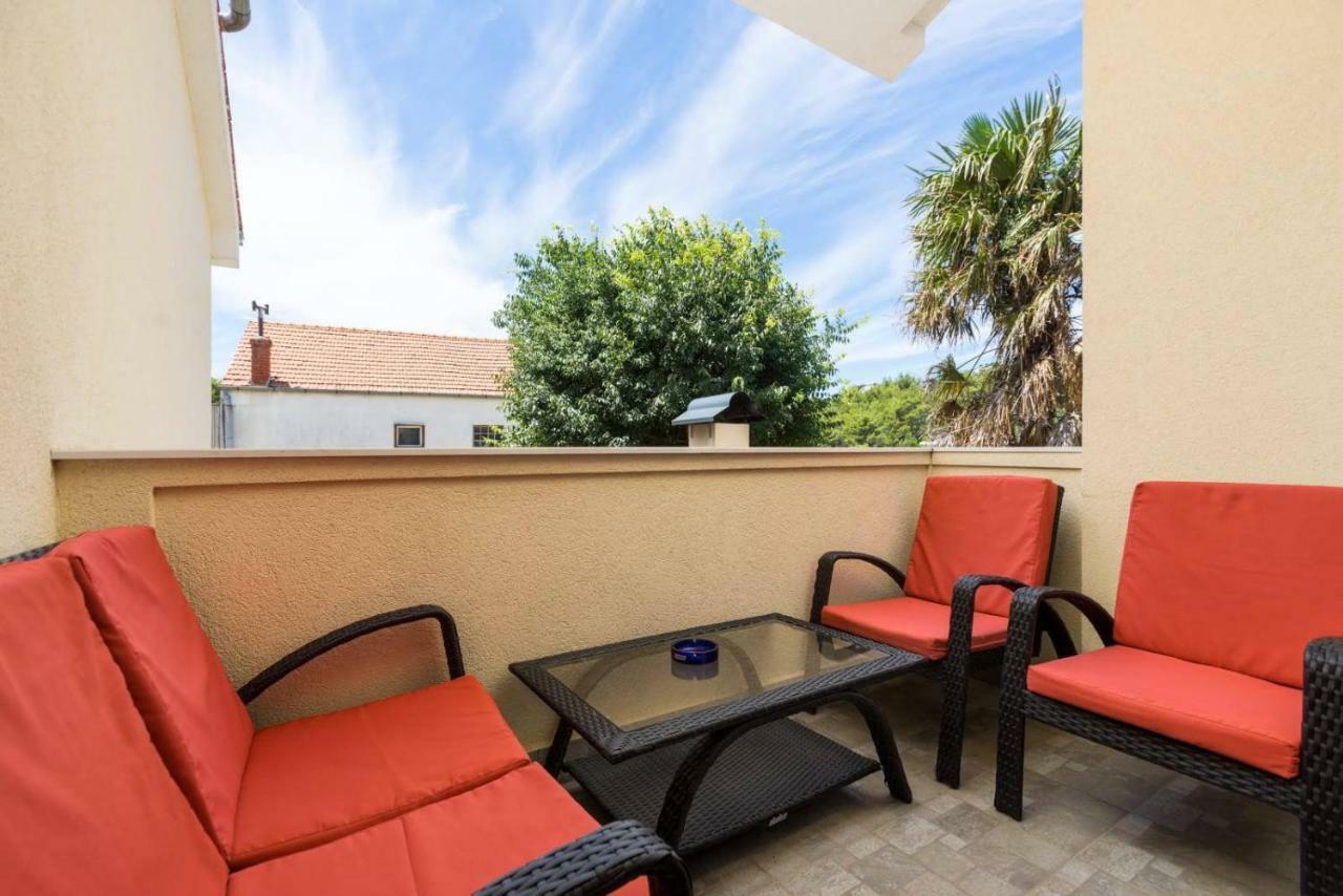 Tribalj Apartmani Vinko Tribunj-Sovlje מראה חיצוני תמונה