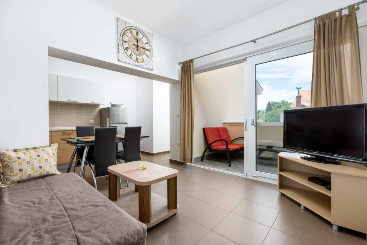 Tribalj Apartmani Vinko Tribunj-Sovlje מראה חיצוני תמונה