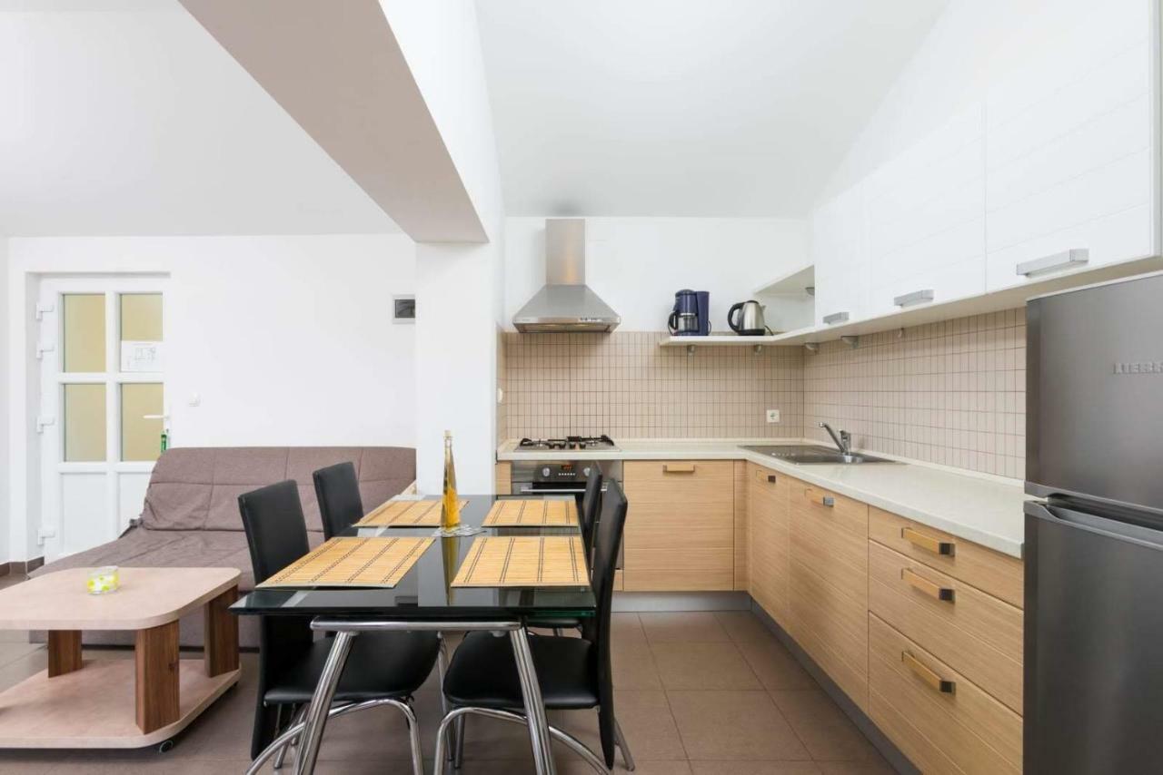 Tribalj Apartmani Vinko Tribunj-Sovlje מראה חיצוני תמונה